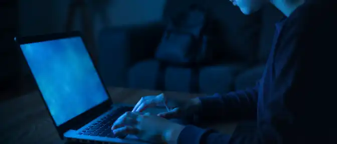 Угроза уголовного преследования из-за интернет-мошенников: новый обучающий проект для российских родителей